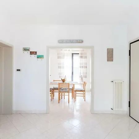 Διαμέρισμα Beach House *
