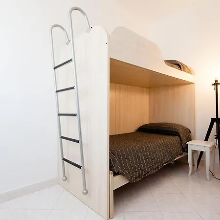 Διαμέρισμα Beach House *