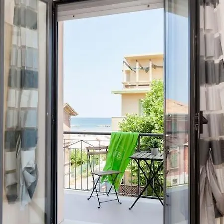 Beach House Apartman Rimini
